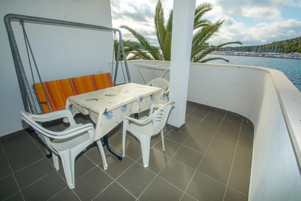 Apartments Jerkunica Рогозница Номер фото